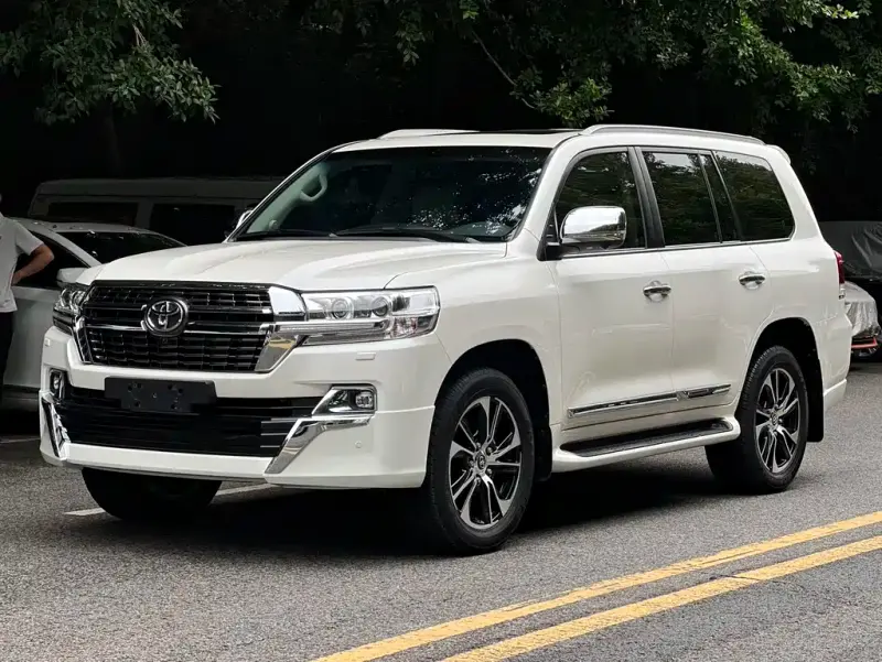 Toyota Land Cruiser, 2024