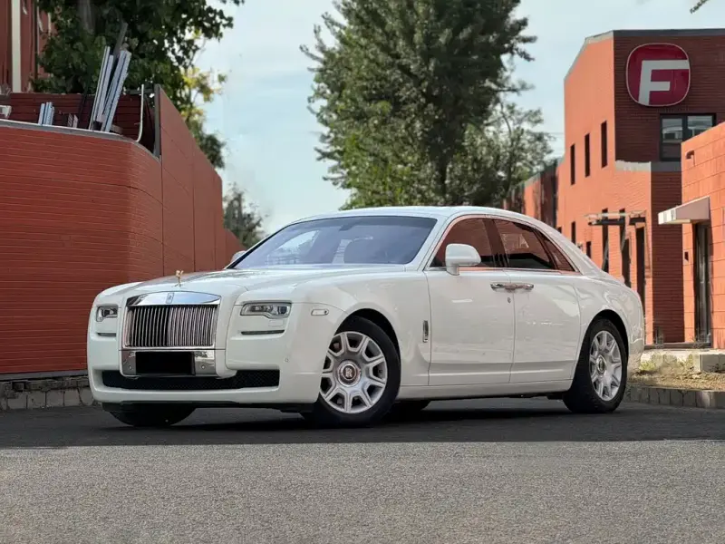 Rolls-Royce Ghost, 2014