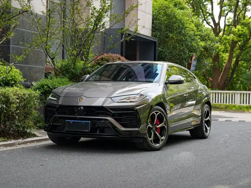 Lamborghini Urus, 2021