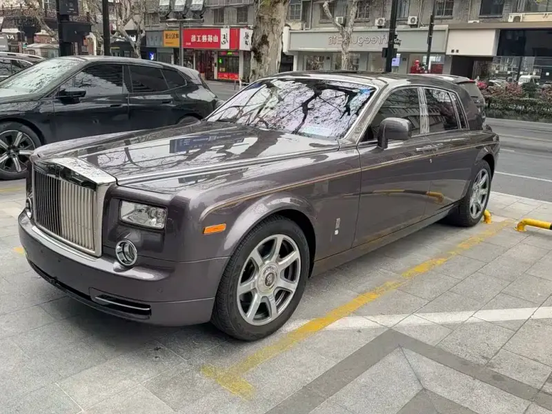 Rolls-Royce Phantom, 2011