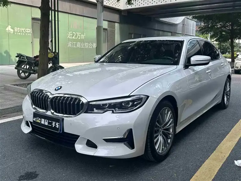 BMW 3 Series, 2019