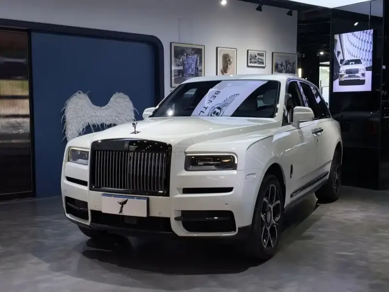 Rolls-Royce Cullinan, 2024