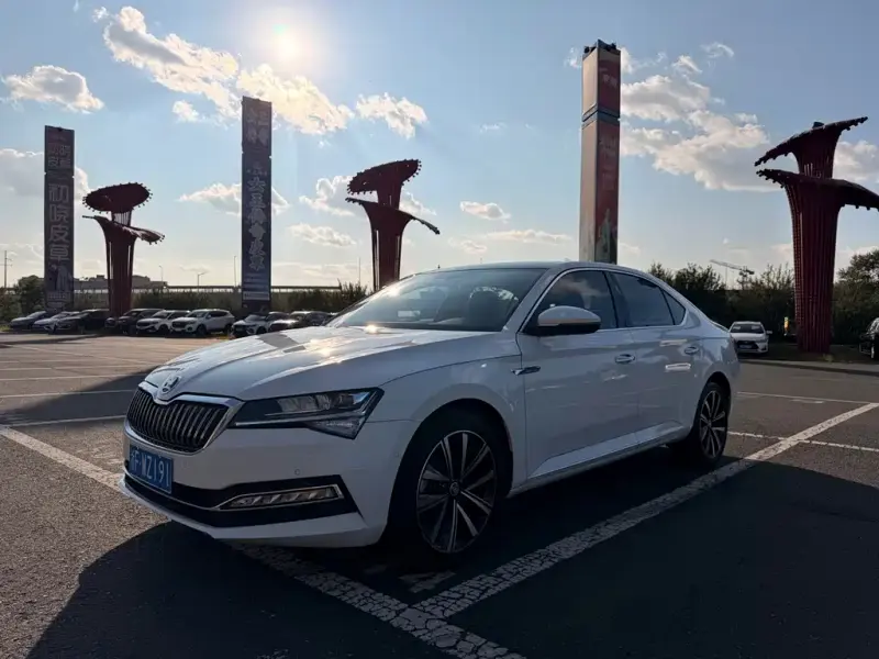 Skoda Superb, 2023