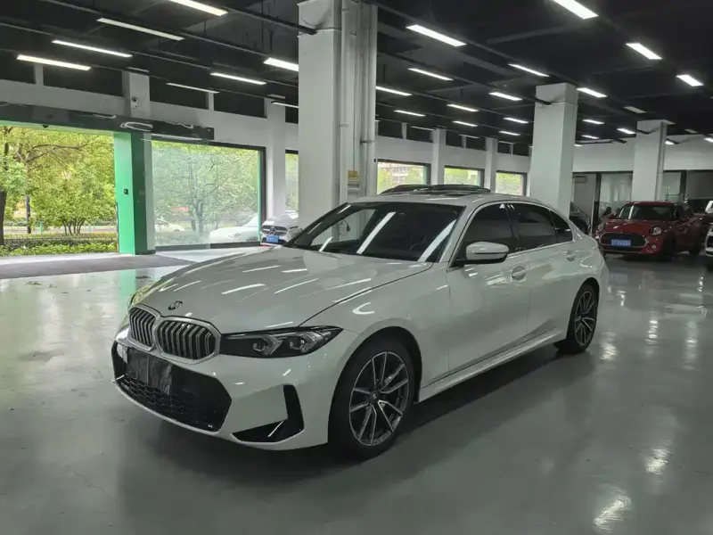BMW 3 Series, 2024