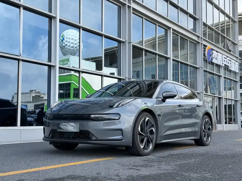 Zeekr 001, 2022