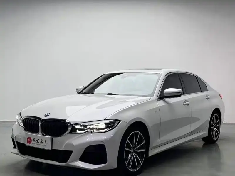 BMW 3 Series, 2022
