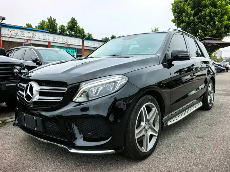 Mercedes-Benz GLE (Import), 2016