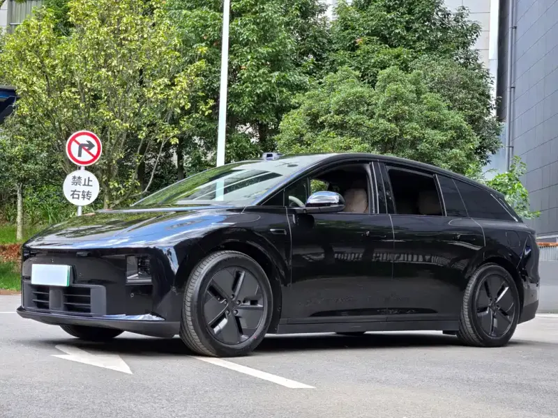 Li Auto Li i6, 2026