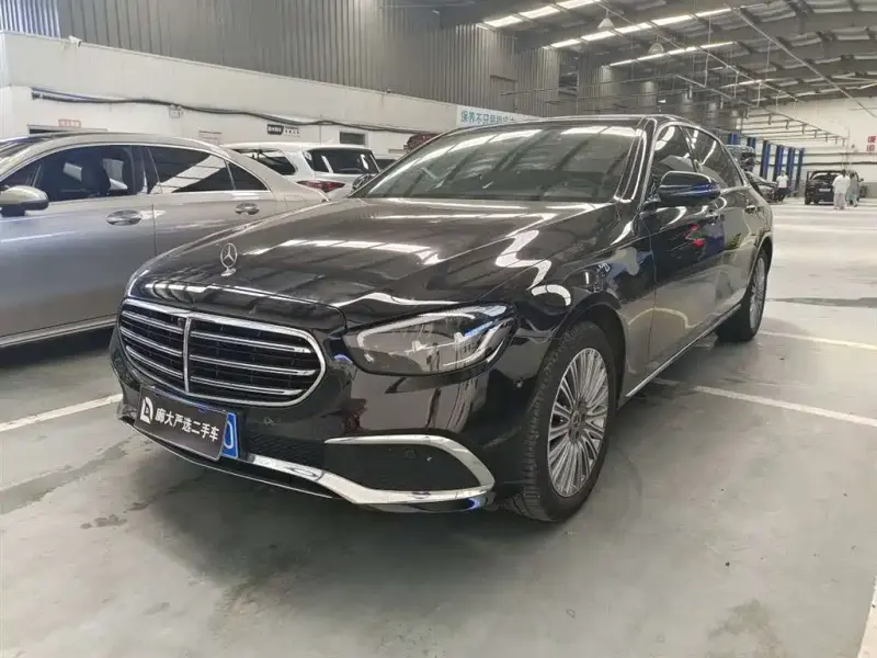 Mercedes-Benz E-Class, 2022