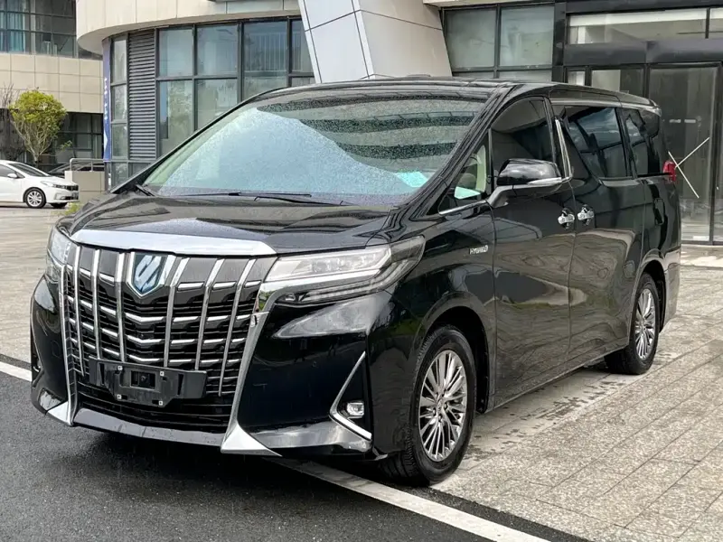 Toyota Alphard, 2023