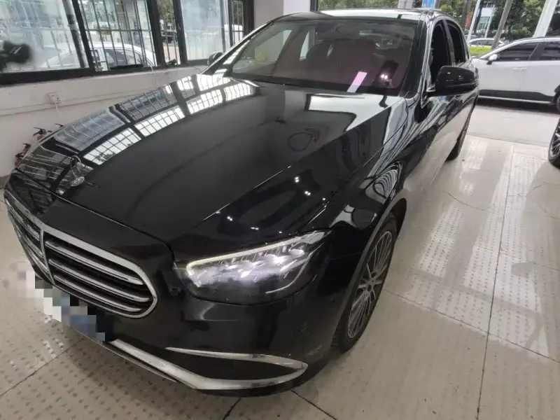 Mercedes-Benz E-Class, 2022