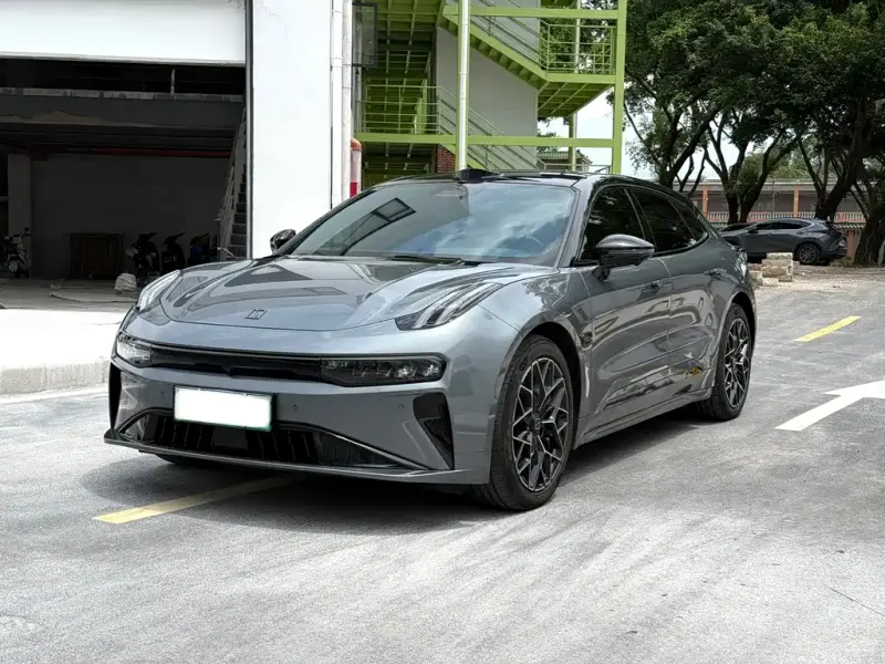 Zeekr 001, 2024