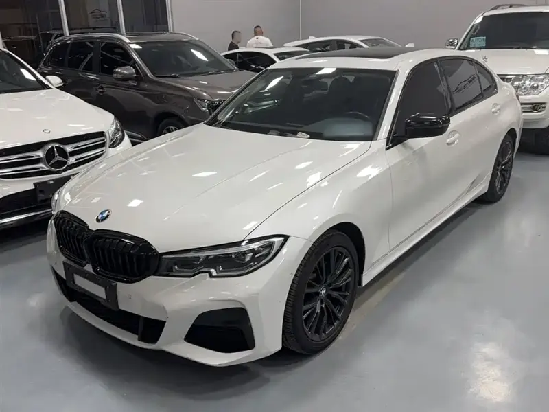 BMW 3 Series, 2021