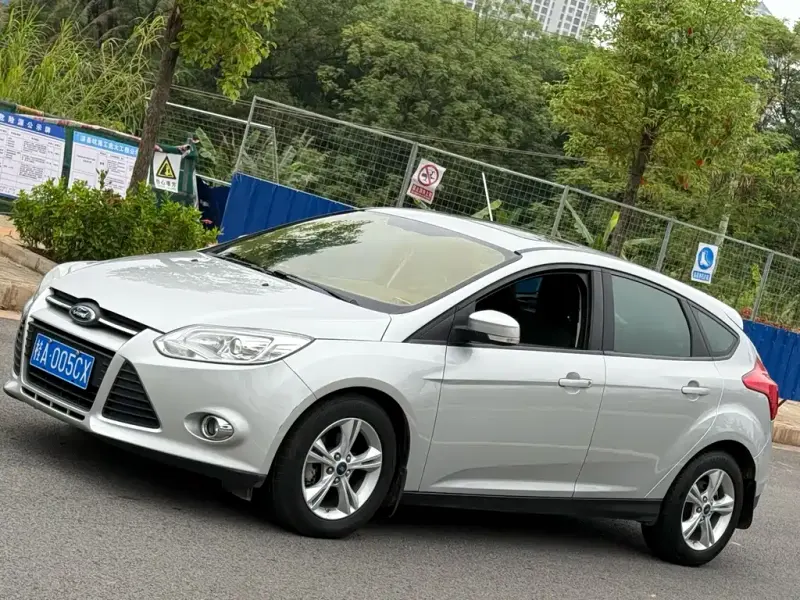 Ford Focus, 2013