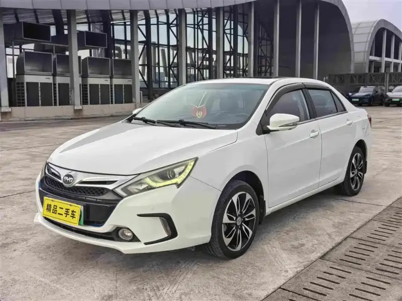 BYD Qin NEV, 2015