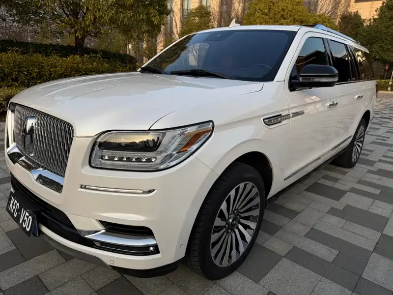 Lincoln Navigator, 2019