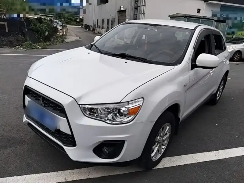 Mitsubishi ASX, 2015