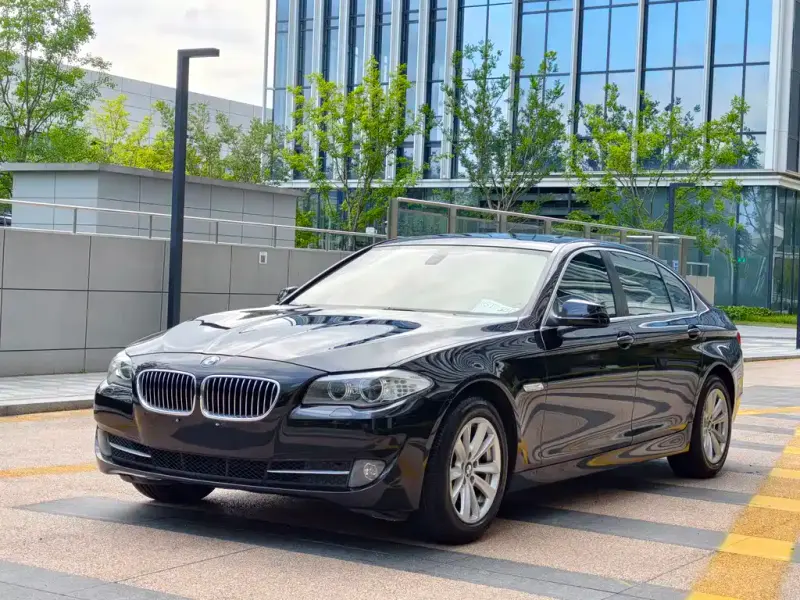 BMW 5 Series, 2011