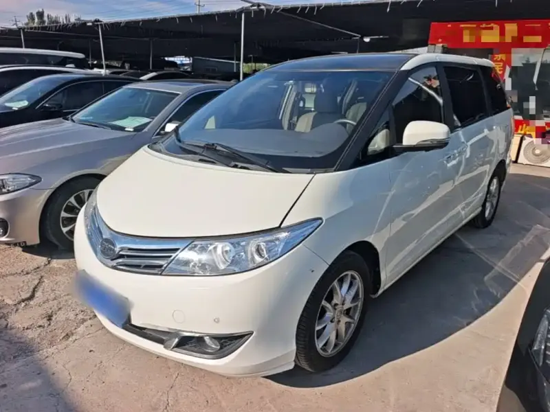 BYD M6 M6 2015 версия 2.4L автомат Люкс, 2016 — фото 1