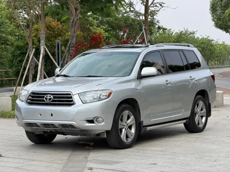 Toyota Highlander, 2010