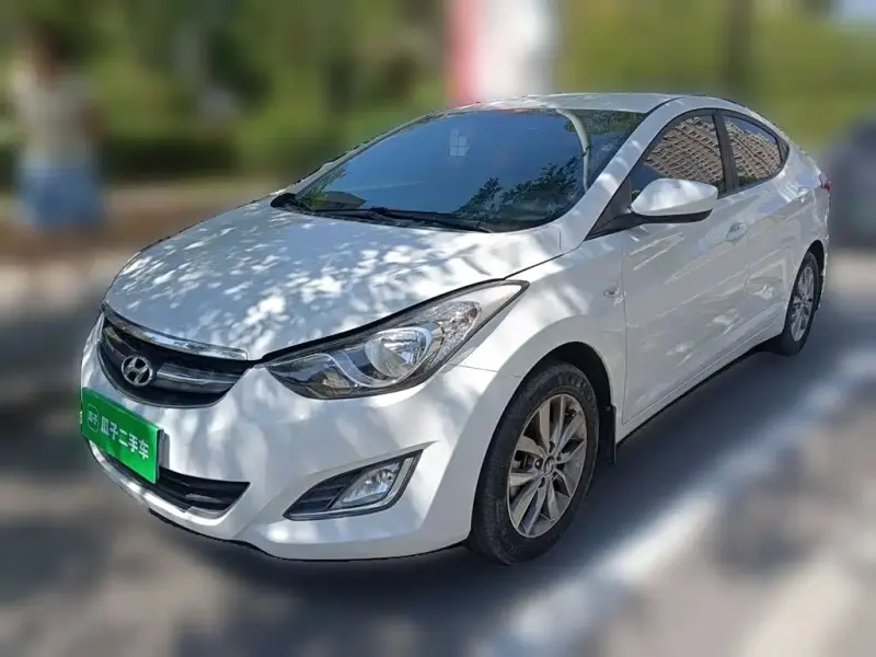 Hyundai Elantra Langdong, 2015
