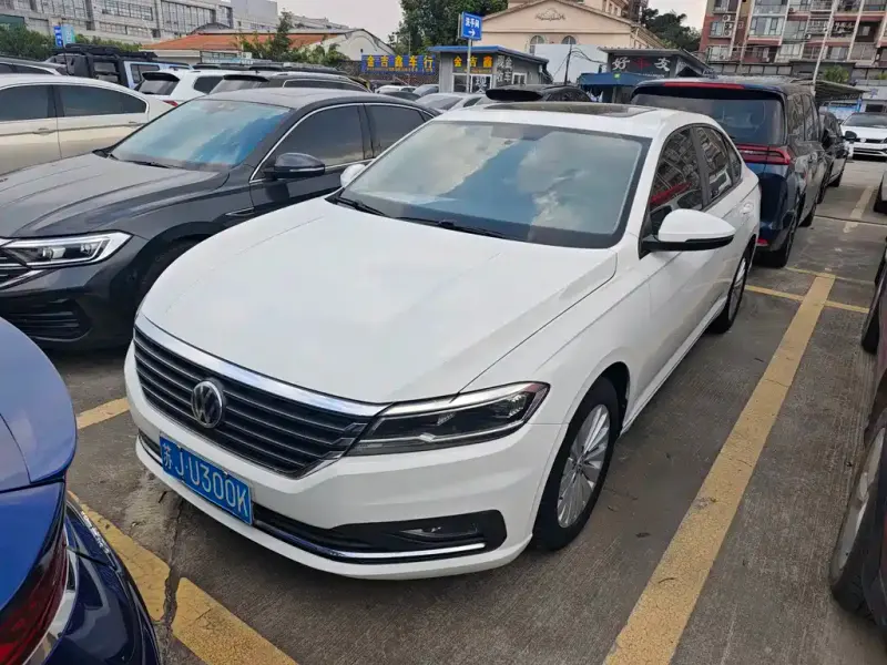 Volkswagen Lavida Volkswagen Lavida 2018 1.5L Auto Comfort Edition China V, 2018 — фото 1