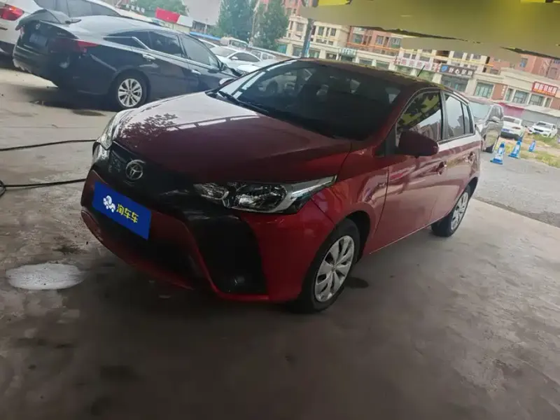 Toyota Yaris L, 2021