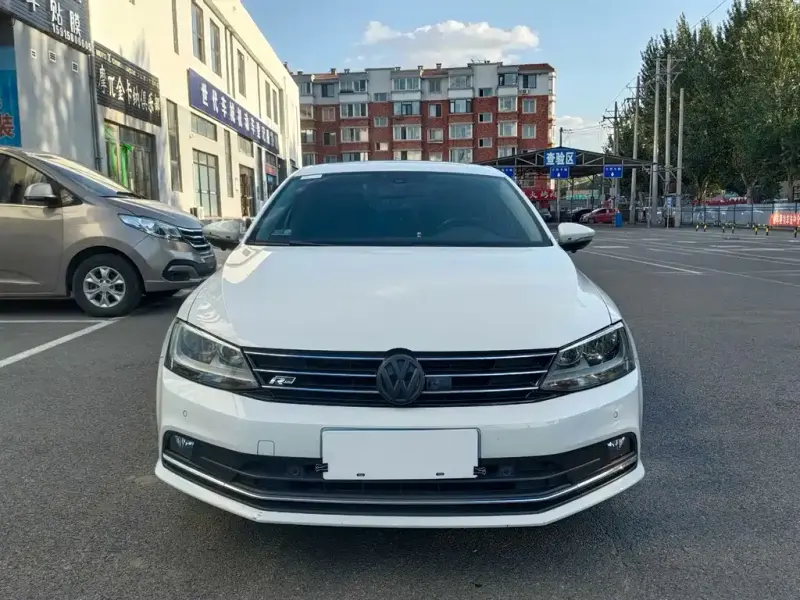 Volkswagen Sagitar, 2016
