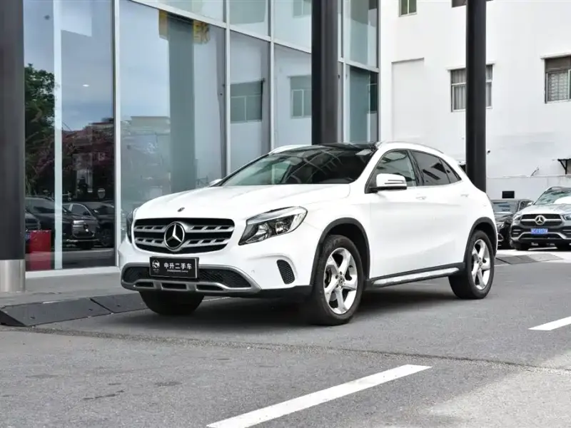 Mercedes-Benz GLA, 2017