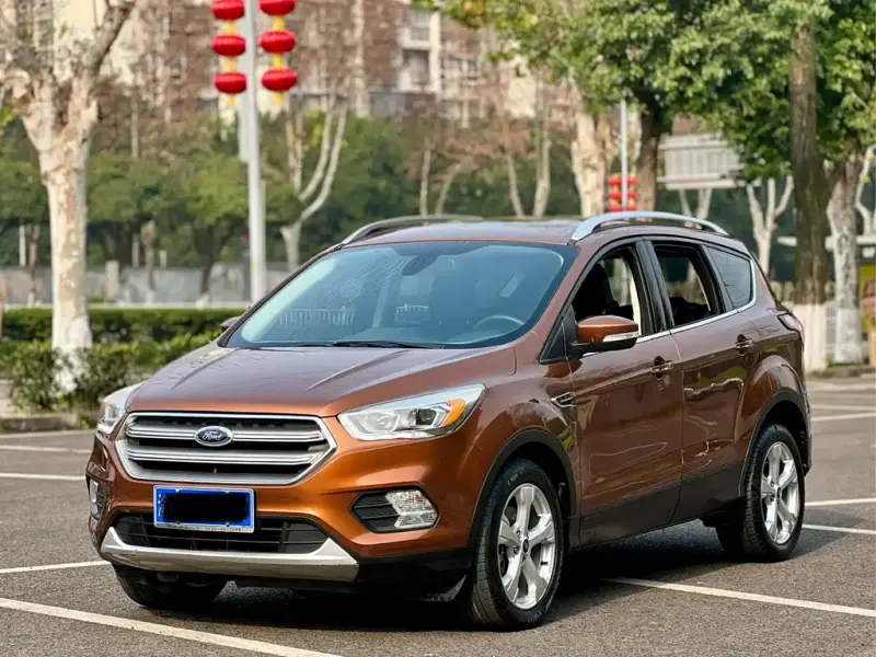 Ford Kuga, 2018