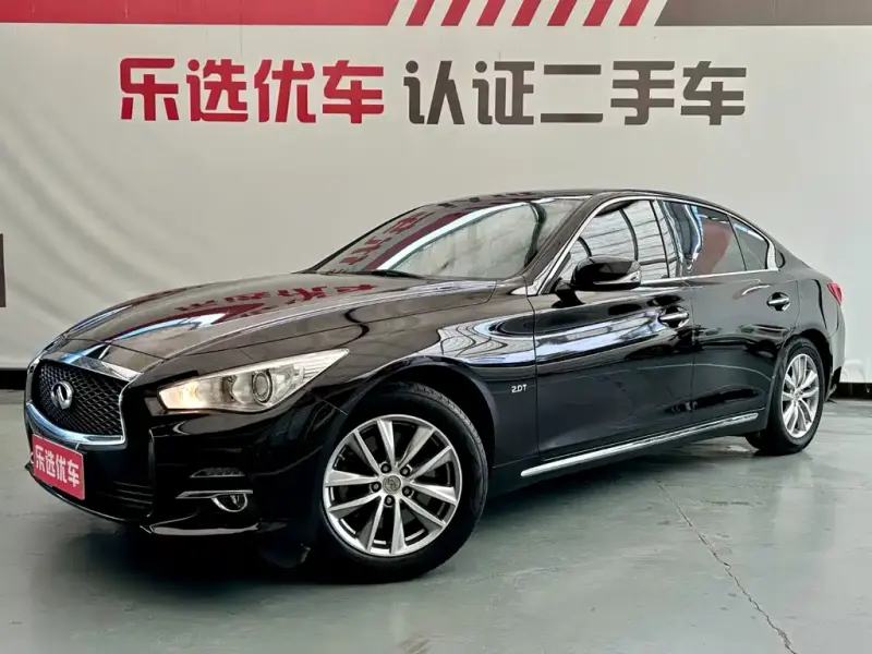 Infiniti Q50L, 2017