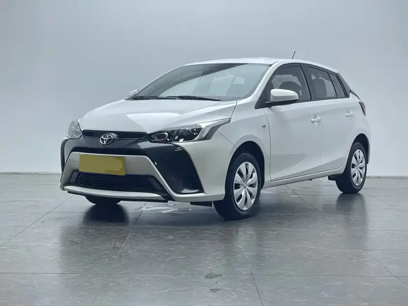 Toyota Yaris L, 2023