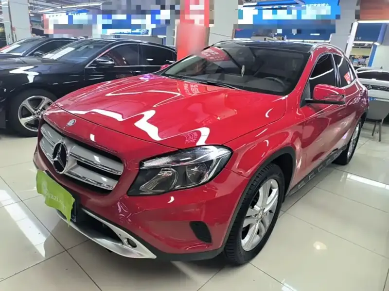 Mercedes-Benz GLA, 2016