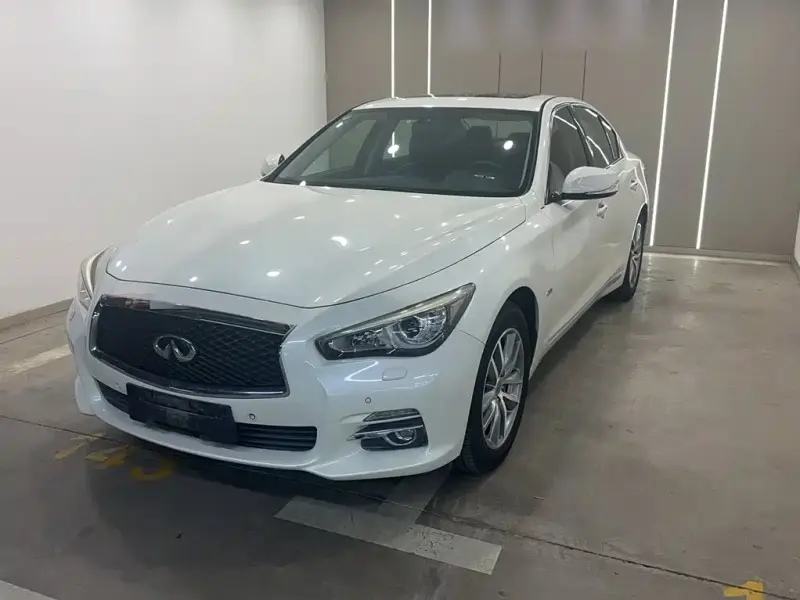 Infiniti Q50L, 2016