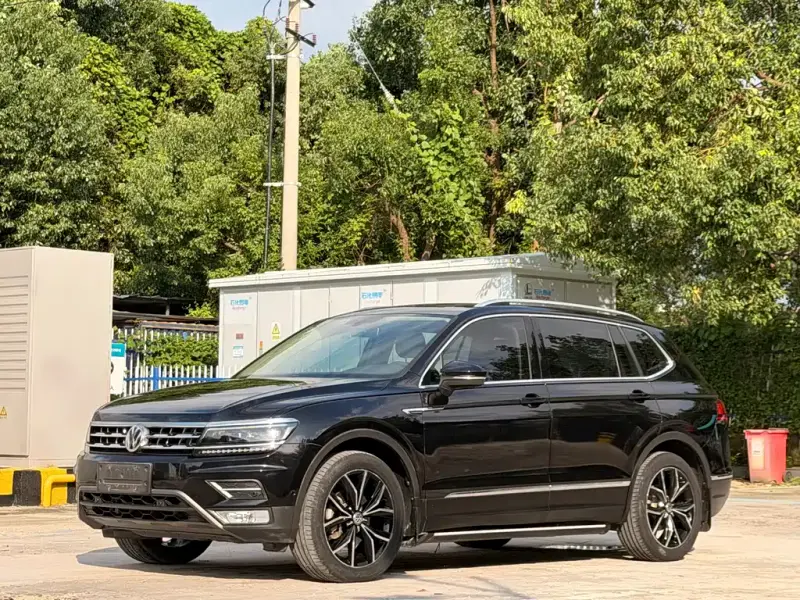 Volkswagen Tiguan L, 2017