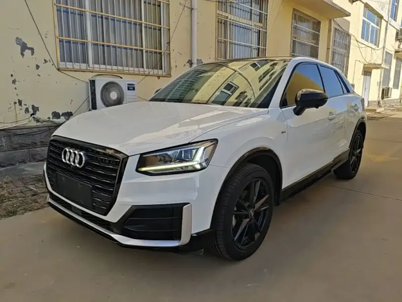 Audi Q2L, 2019