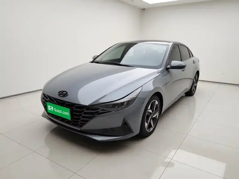Hyundai Elantra, 2023