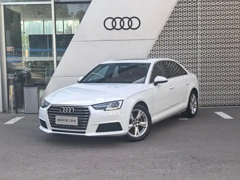 Audi A4L, 2017