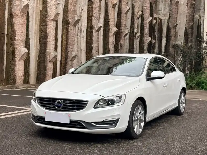Volvo S60, 2016