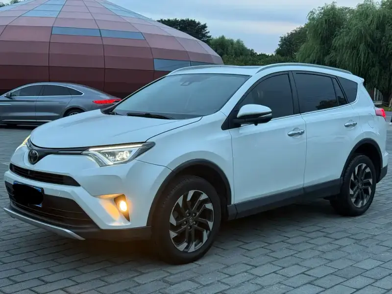 Toyota RAV4, 2018
