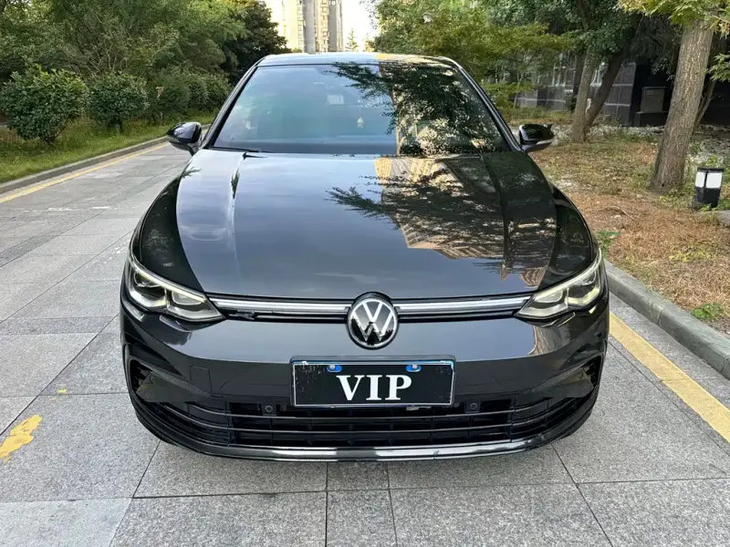 Volkswagen Golf, 2021