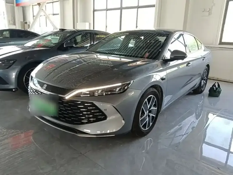 BYD Qin L L 2025 версия DM-i автопилот 80KM превосходная версия, 2025 — фото 1