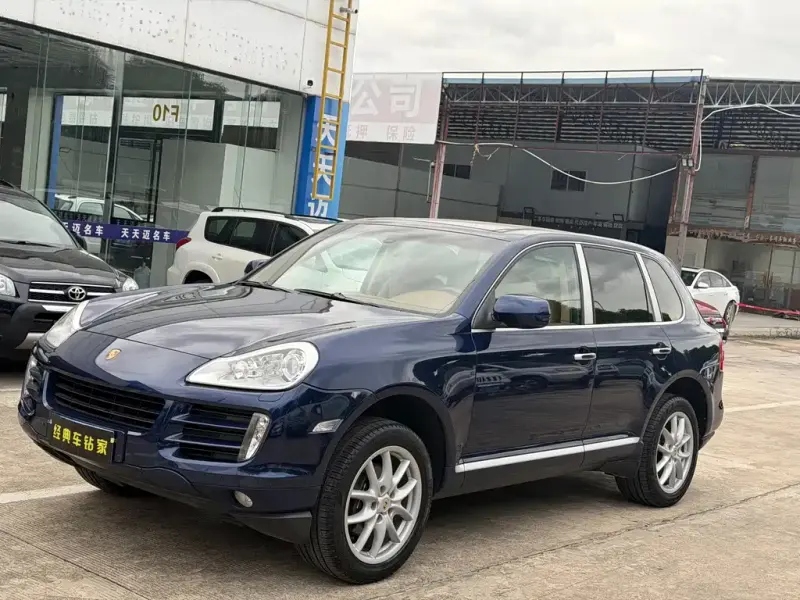 Porsche Cayenne, 2010