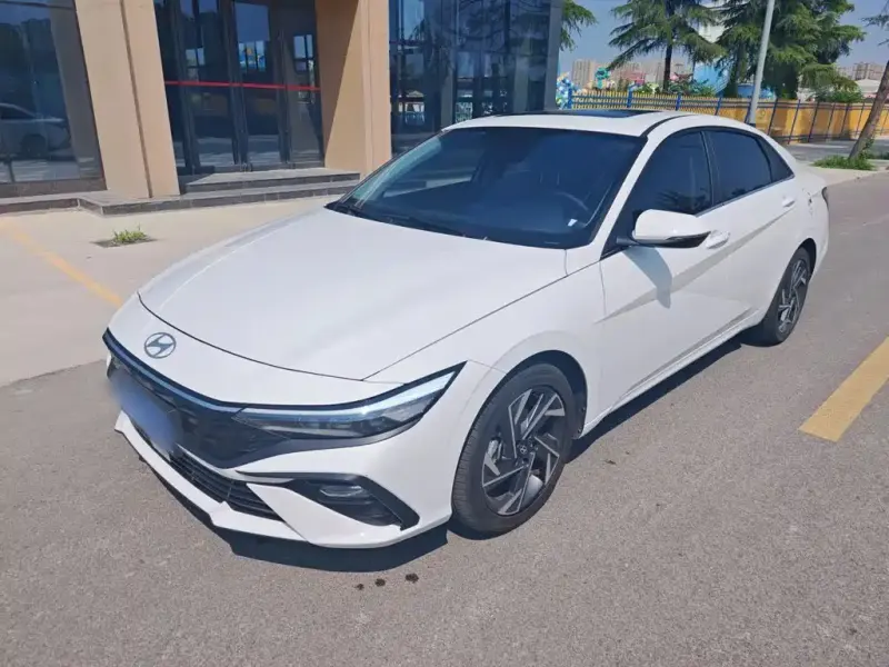 Hyundai Elantra, 2026