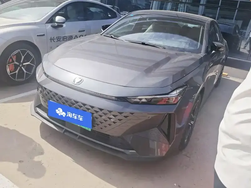 Changan UNI-V iDD, 2024