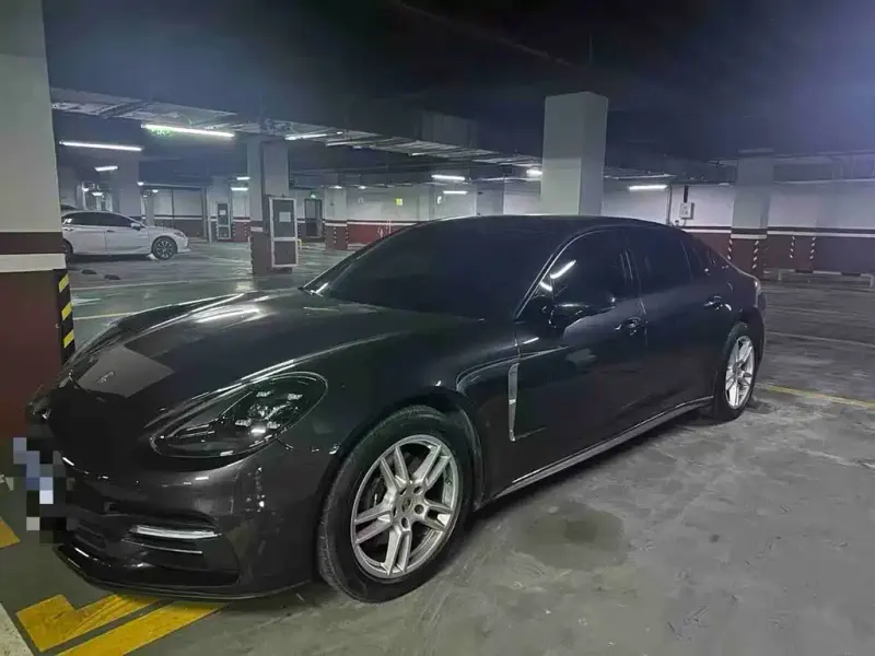 Porsche Panamera, 2020