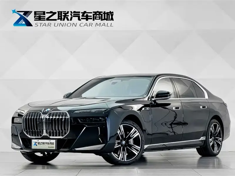 BMW i7, 2025