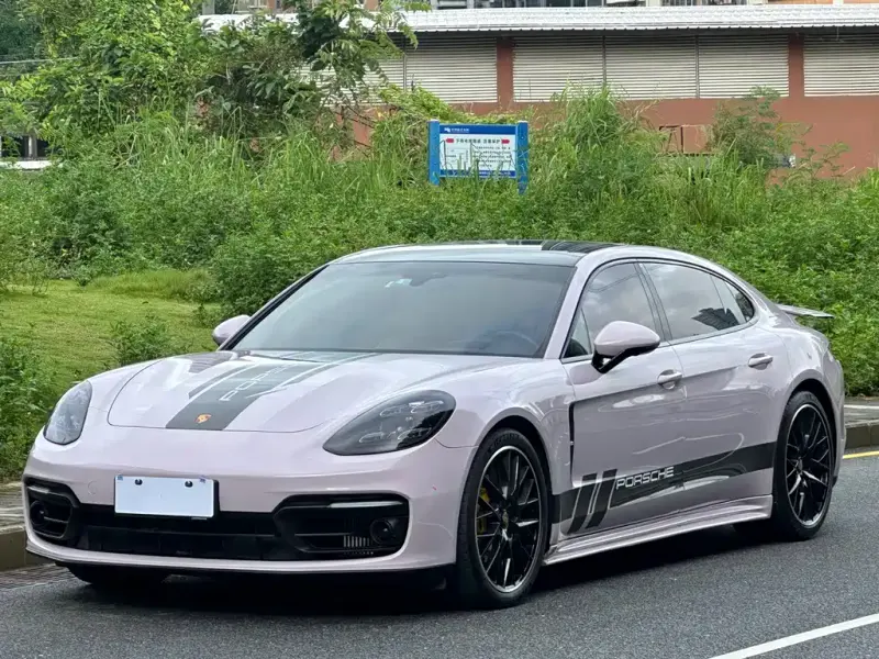 Porsche Panamera, 2021