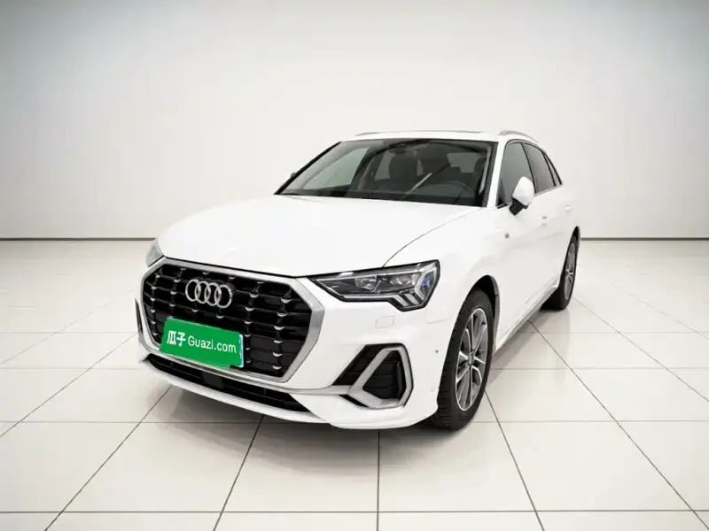 Audi Q3, 2021