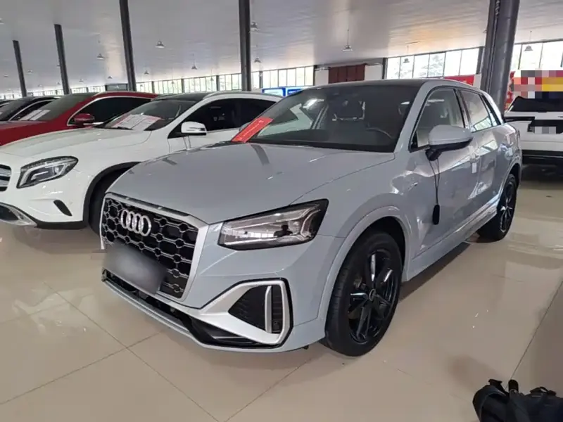 Audi Q2L, 2023
